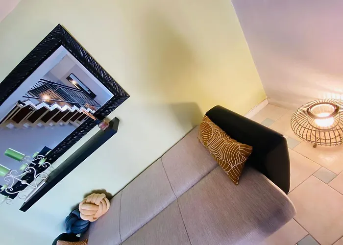 Hotel adatto agli animali: Via Roma